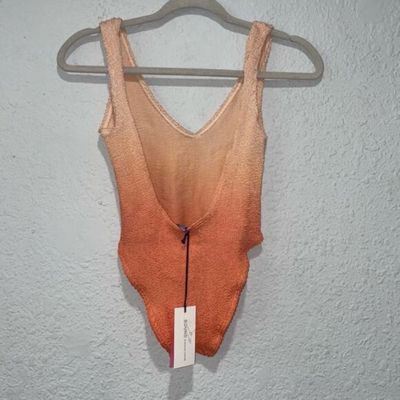 Bound by Bond Eye Australia The Mara in Gold One Size - Picture 3 of 7